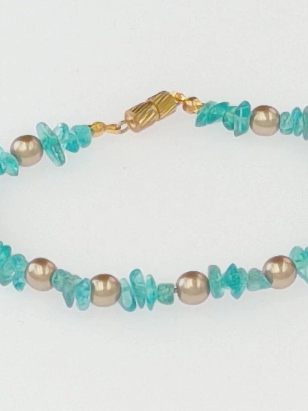 Green Pebble Cognac Faux Pearls Bracelet GP Barrel Screw Clasp 7" Length